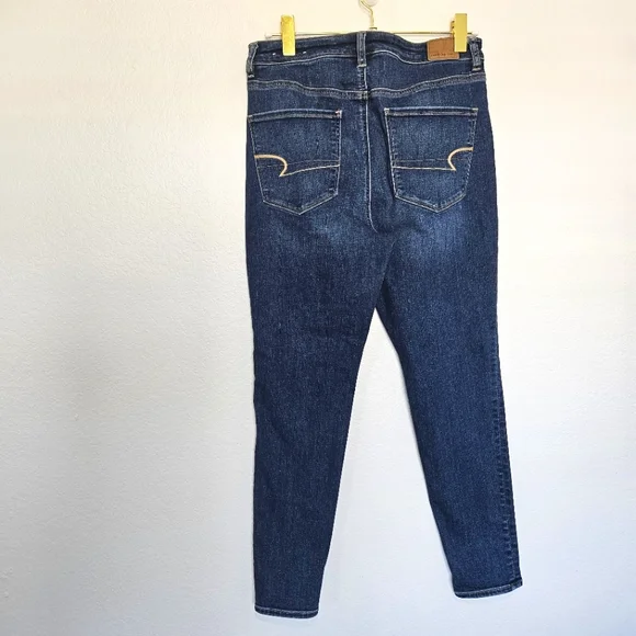 American Eagle | Highest Rise Jegginf Medium Wash Denim Jeans, Womens 12 - Picture 4 of 5